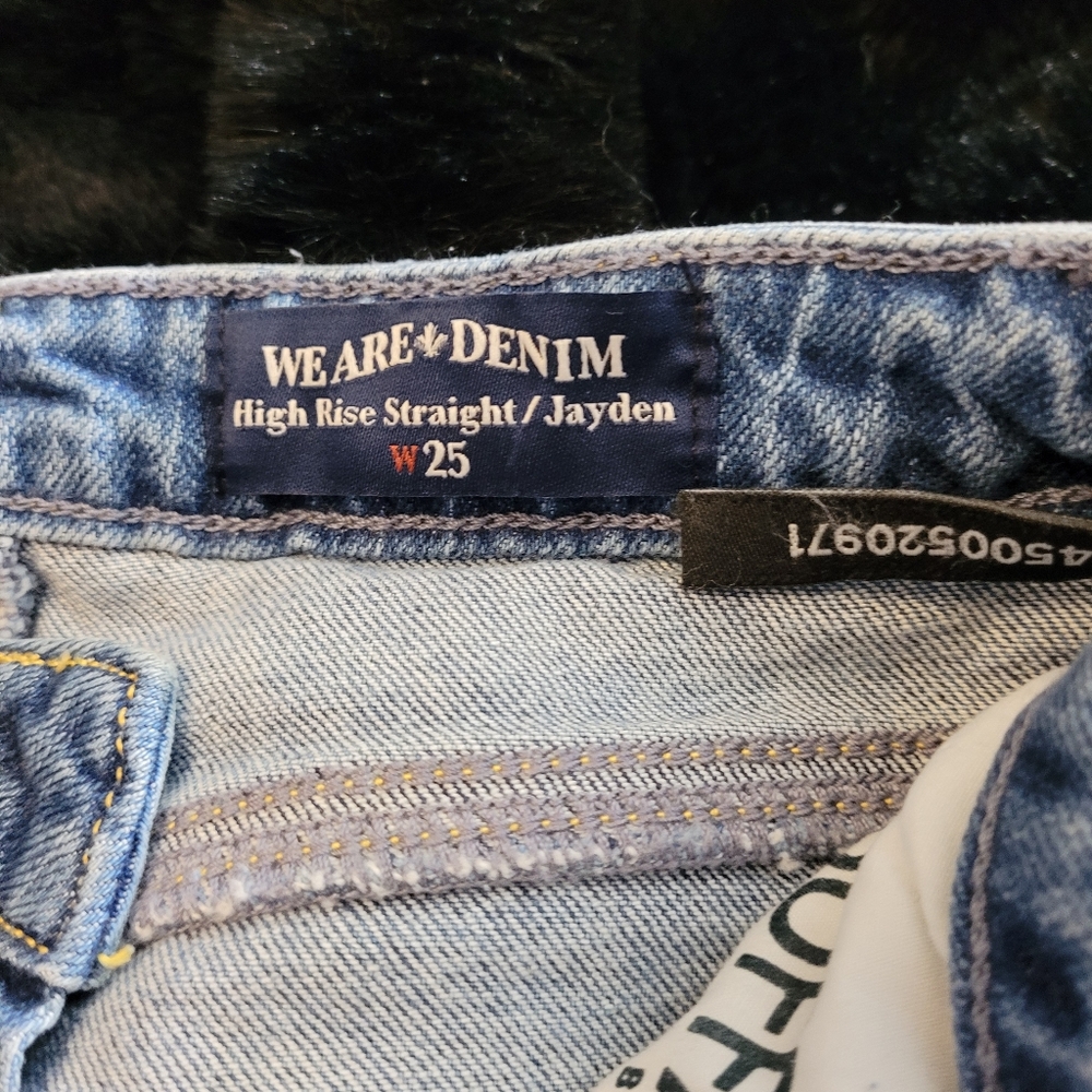 Women's Blue Jeans Buffalo